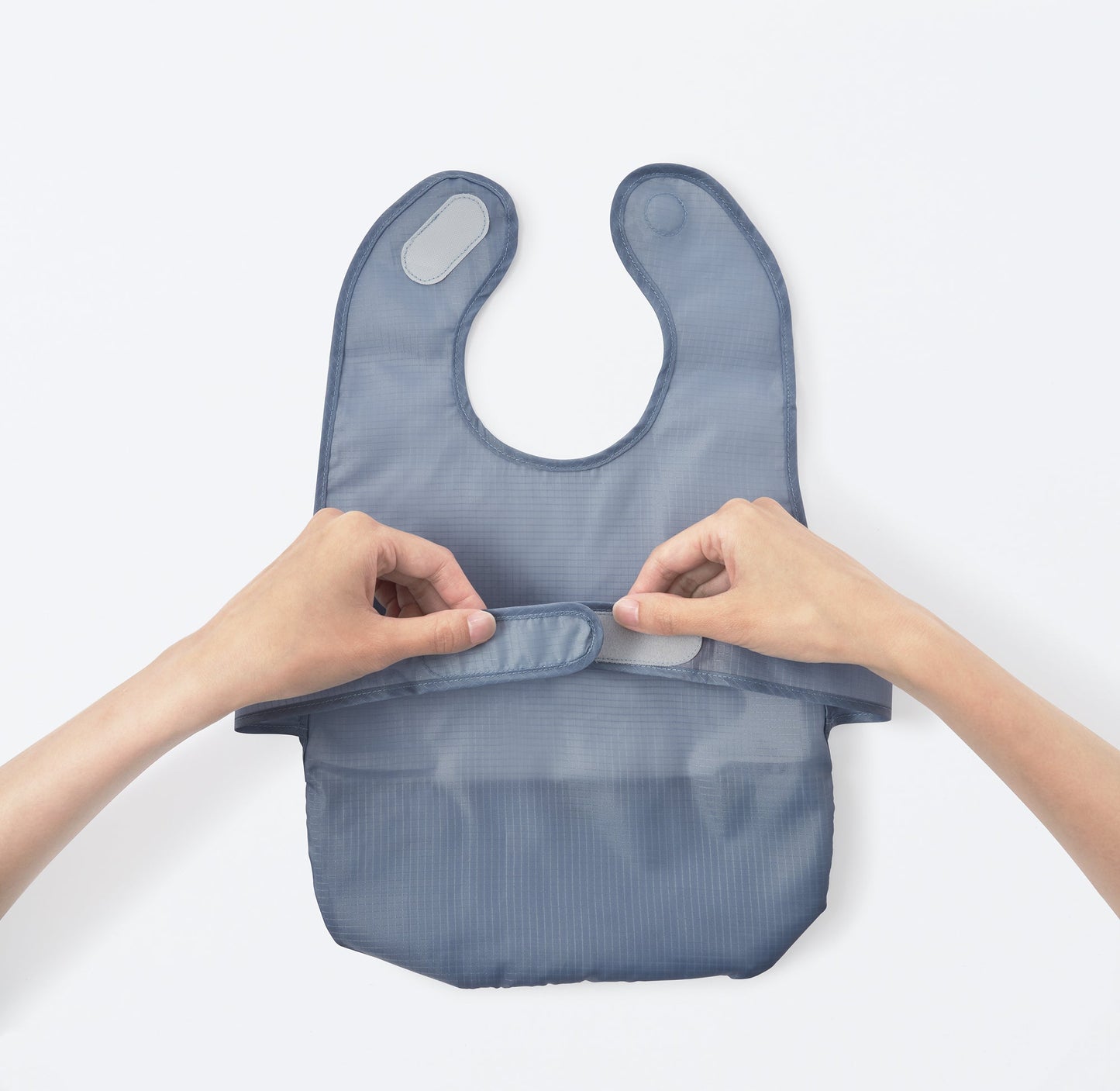 tak KIDS DISH bib